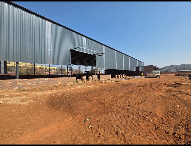 2,200M² WAREHOUSE TO LET IN AEROTON